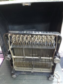 Psací stroj ORGA PRIVAT - 5