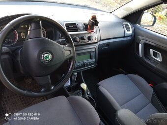 Prodám škoda Roomster 1,6i r.v. 2008 - 5