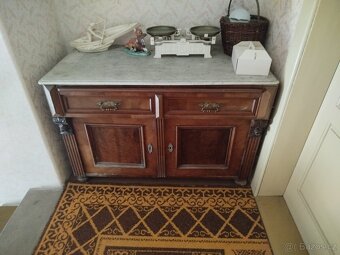 Ložnice - dvopostel, dvě skříne -kolem roku 1890, komoda - 5