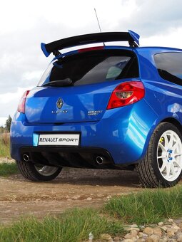 Renault CLIO SPORT RS - 5