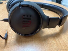 Prodám JBL Tune  500. - 5