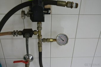 Tlaková pumpa - Ruční hydraulické čerpadlo LARZEP - 5