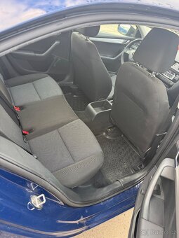 Skoda Octavia 3 2016 1.6tdi 275t km plně funkční - 5