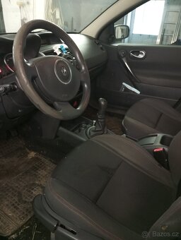 Renault Megane - 5