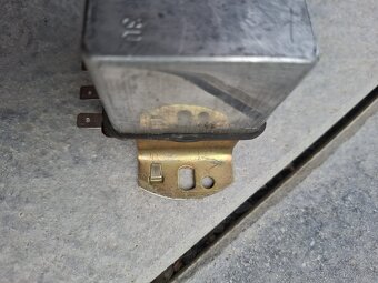 Nové relé Wartburg Trabant - 5