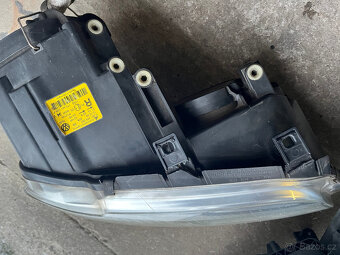 Světlomety VW Touran - 5