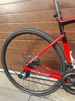 Silniční karbonové kolo Specialized - 5