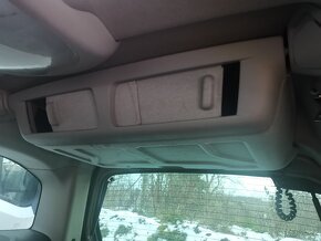 Peugeot Partner Teepee Ranch Berlingo veškeré díly z vozu - 5