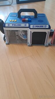 Policie a hasiči- garáže - 5