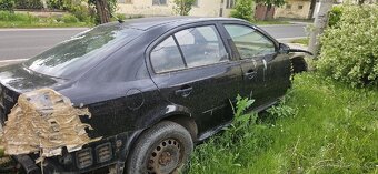 Škoda Octavia I liftback hatchback dveře kapota - 5