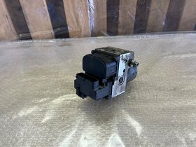 ŘÍDICÍ JEDNOTKA ABS 8E0614111AB - 5
