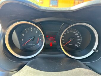 Mitsubishi Lancer 1.6 86 kW, benzín, r.v. 2015 - 5