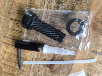 Dávkovač saponátu Schock Samo L Černá 500ml - 5