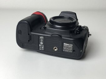 Nikon D300 - 5