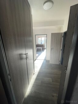 Byt 3+1, Ledečská HB - dělníci, firmy - 5