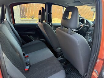 Fiat Panda 1.1 40kW ,79.000 najeto. - 5