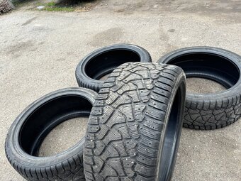 Pneumatiky PIRRELI ice zero 305/35 R21 109H - 5
