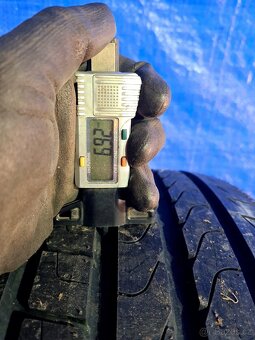 Sada dvourozměr letní pneu 225/45 a 255/40 R18 - 5