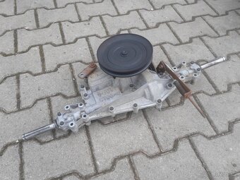 PŘEVODOVKA DO ZAHRADNIHO TRAKTORU - 5