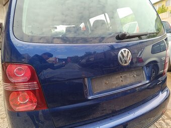 Volkswagen Touran kombi r.07 1.9 Díly - 5