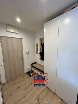 Pronájem moderního bytu 3+1 s balkónem, 86 m2 - České Budějo - 5