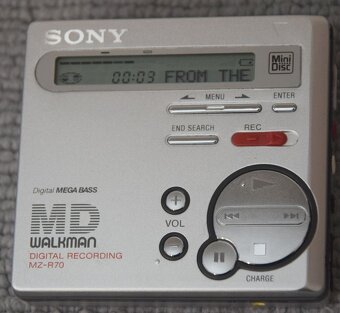 MINIDISC / minidisk recorder SONY MZ-R70, manual, MD media - 5