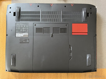 notebook ACER Predator 15 (G9-591-799P) - 5