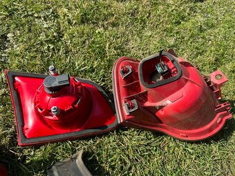 zadní světla passat b6 - 5