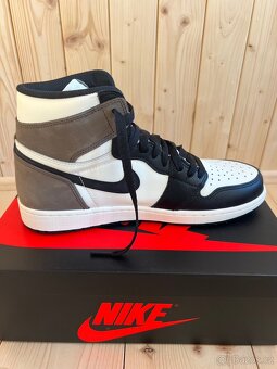 JORDAN 1 RETRO HIGH DARK MOCHA - 5