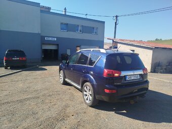 Peugeot 4007 - 5