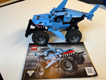Lego Technic 42118, 42134, 42119 - 5