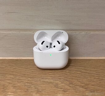 Airpods 4 + záruka - 5