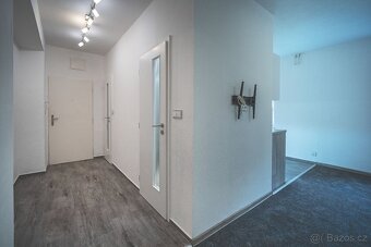 Prodej bytu 2+kk, 50 m² – Znojmo, centrum - 5