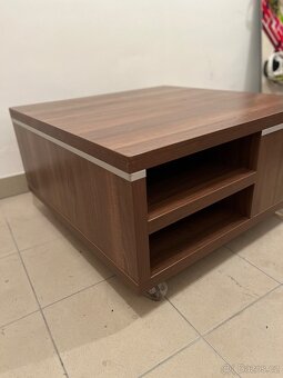 Rozkládací jídelní stůl + konferenční stolek - 5