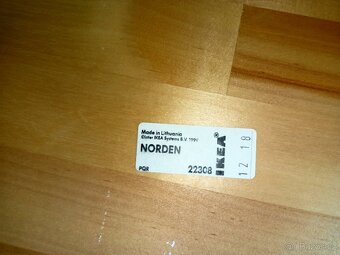 Prodám hezký stůl IKEA,komodu a noční stolky z masivu - 5