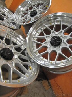 Alu Haxer R18 dvojrozměr - 5