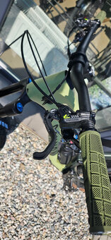 Canyon Spectral 27.5 CF8 (M121) - 5