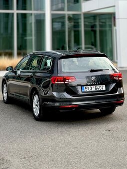 VW PASSAT 2021 2.0d kombi DSG - 5
