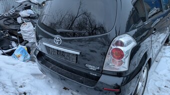 TOYOTA COROLLA VERSO 2.2 d4d 110kw 100kw - 5