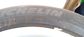 Prodám pneu s alu Audi R-17 - 5