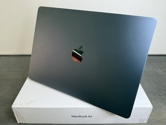 MacBook Air 15'' 2023 / M2 / 8GB / 512GB SSD / Kompletní b - 5
