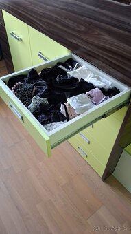 Vyvýšená postel s úložným prostorem - 5