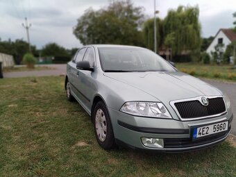 Škoda Octavia 1.6 - 5
