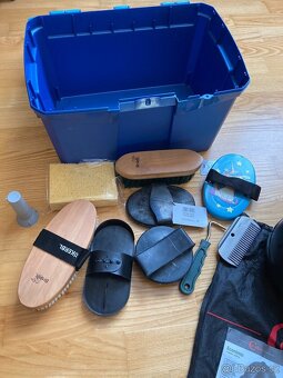 Jazdecká prilba + box - 5