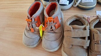 Vel. 22 - sada 4 páry - 5