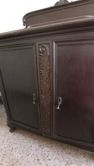 Starožitná komoda - 5