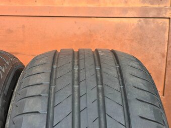 Letní Bridgestone 235/50/19 - 5