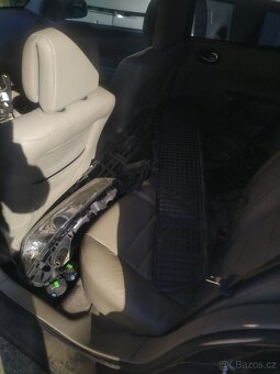 Renault Megane 1.9 DCI 96KW r.v. 2012 - 5