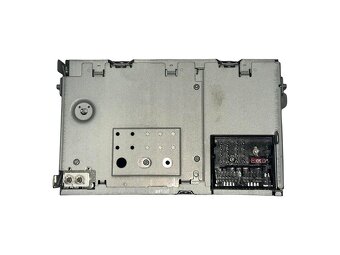 Rádio original VW RCD510 3C8035195 VW Scirocco 3 r.v. 2010 - 5