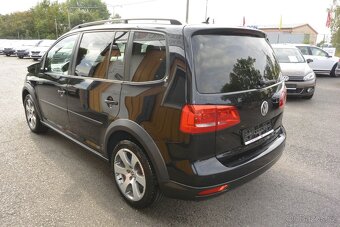 PRODÁM Volkswagen Touran 2.0TDi CROSS 125kW DSG - 5